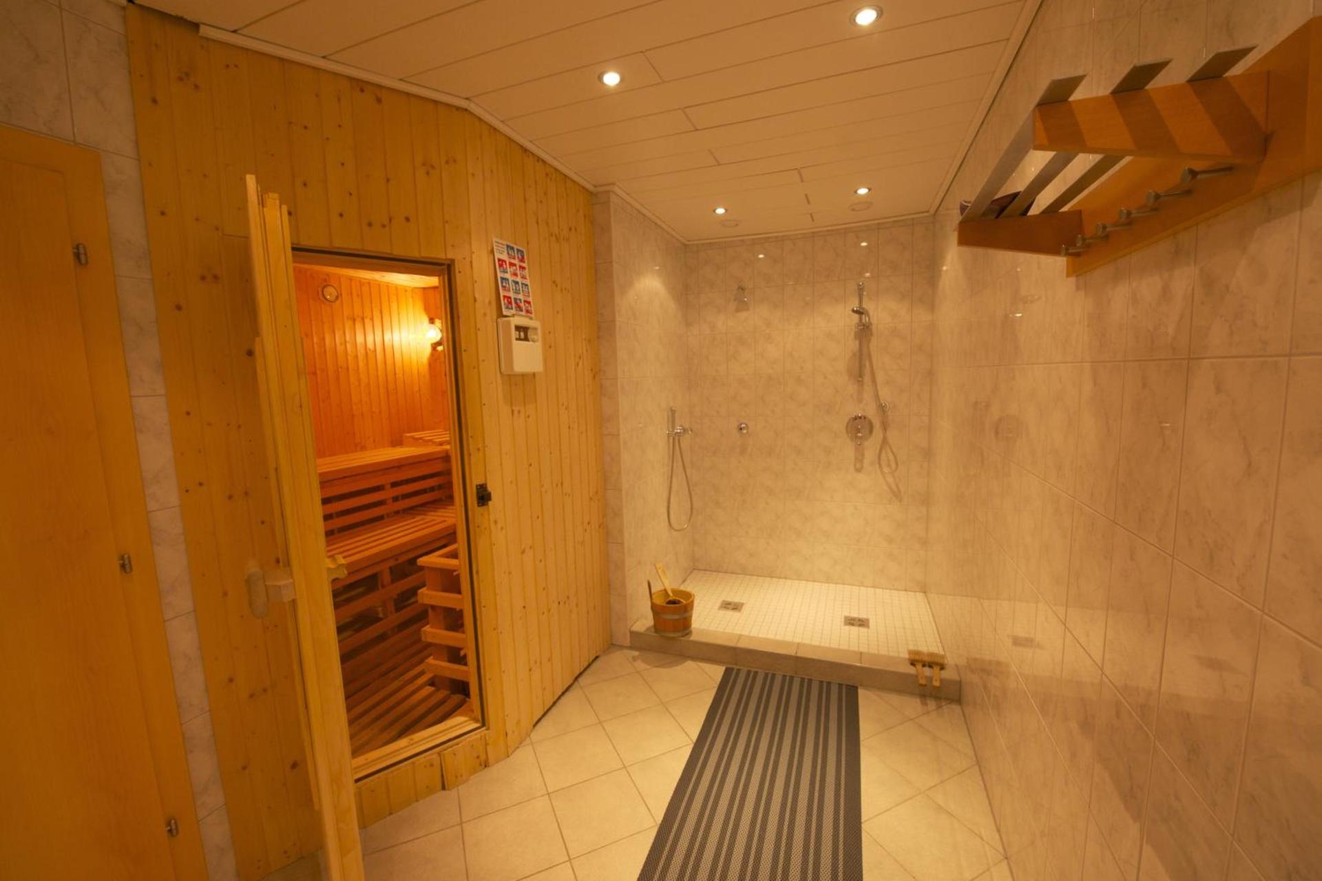 Apartment mit Badewanne - 5